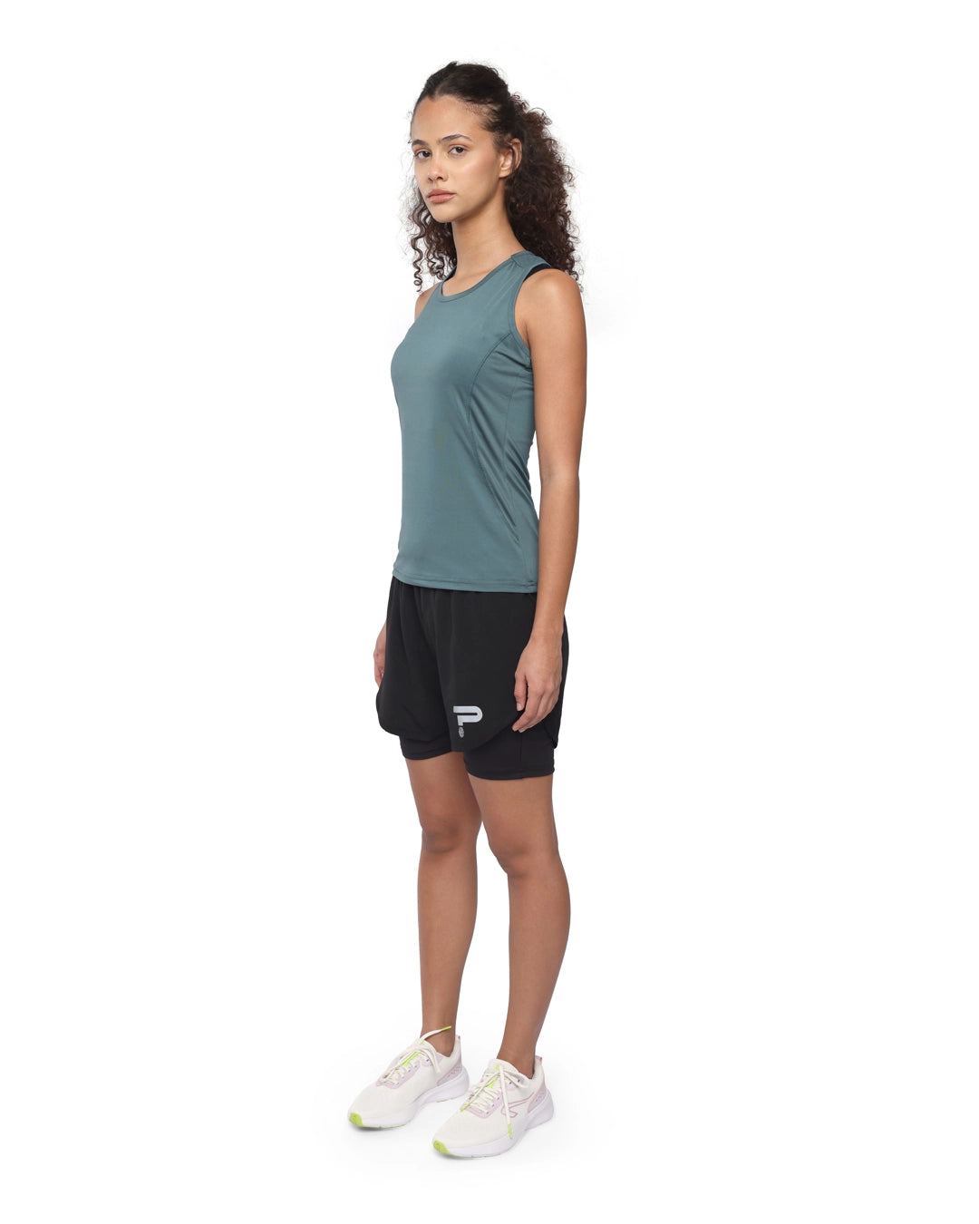 Momentum Tank